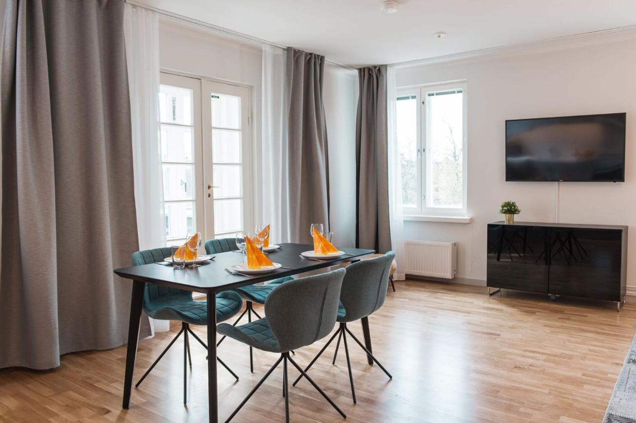 Forenom Serviced Apartments Helsinki Toeoeloe Helsínquia Exterior foto
