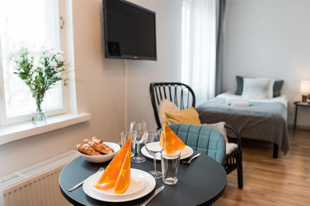 Forenom Serviced Apartments Helsinki Toeoeloe Helsínquia Exterior foto